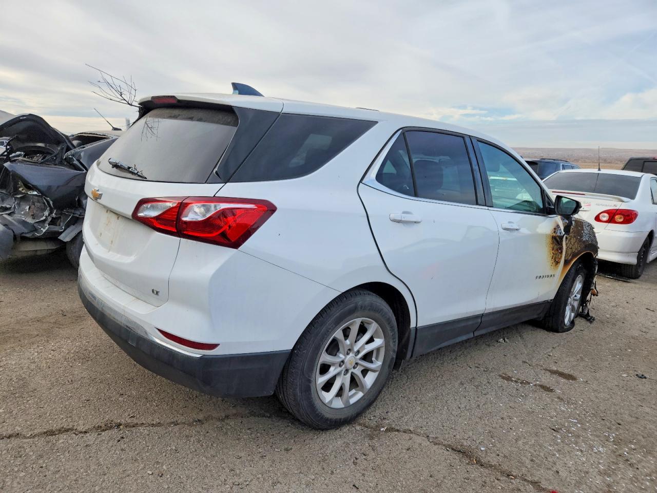 2019 CHEVROLET EQUINOX LT photo 3