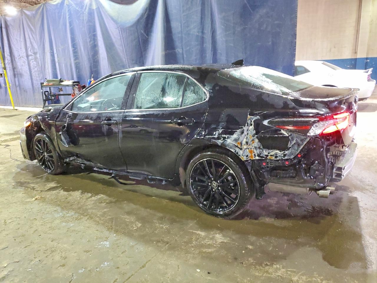 2024 TOYOTA CAMRY XSE photo 2