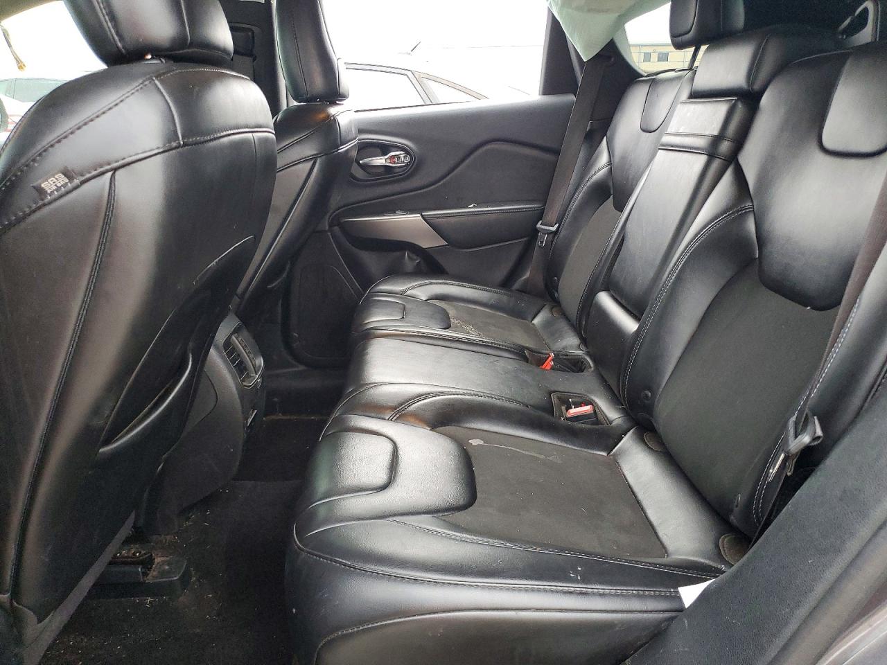 2019 JEEP CHEROKEE LATITUDE PLUS photo 11