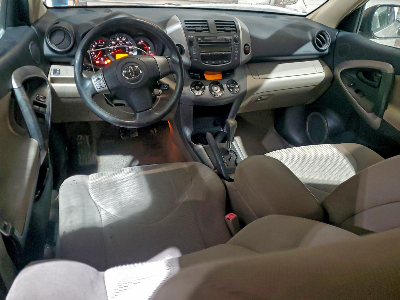 2006 TOYOTA RAV4 LIMITED photo 8