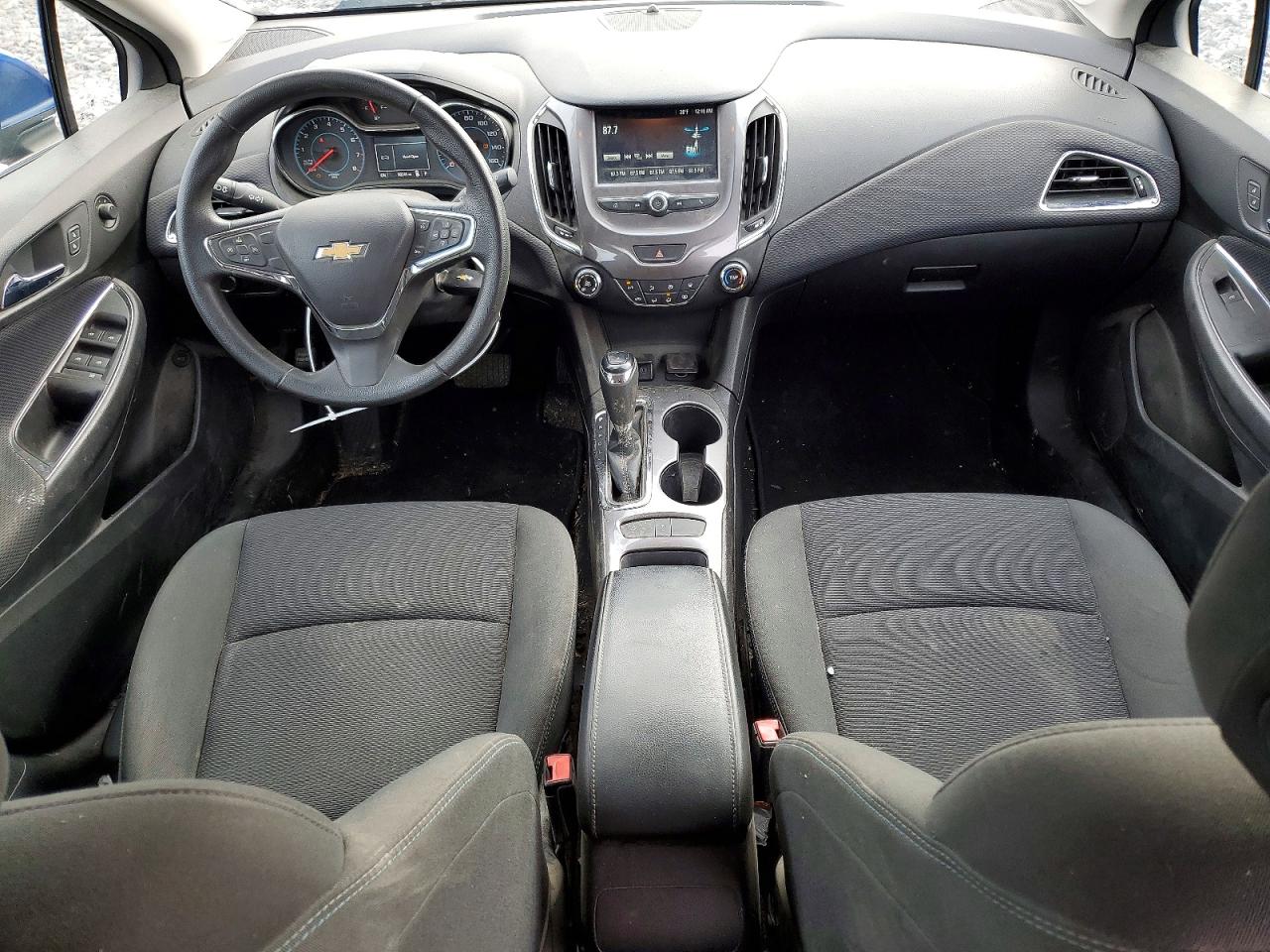 2016 CHEVROLET CRUZE LT photo 8