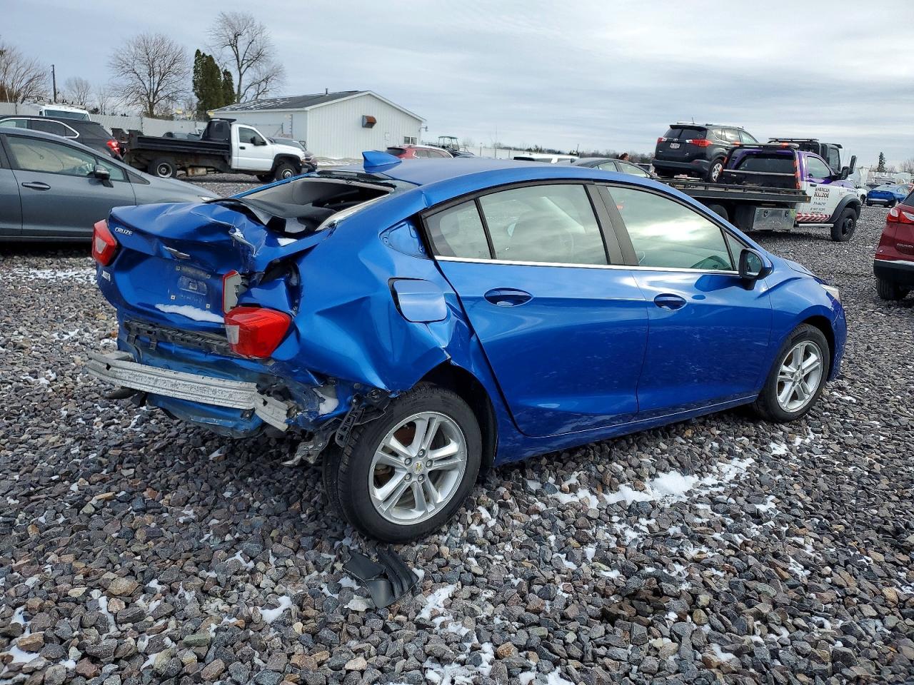 2016 CHEVROLET CRUZE LT photo 3