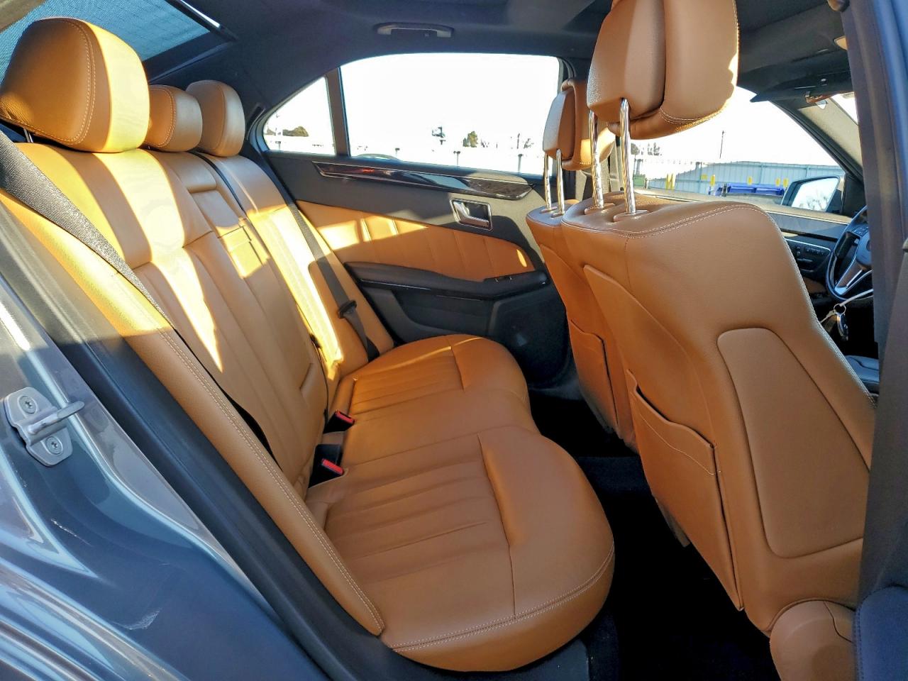 2012 MERCEDES-BENZ E 350 photo 10