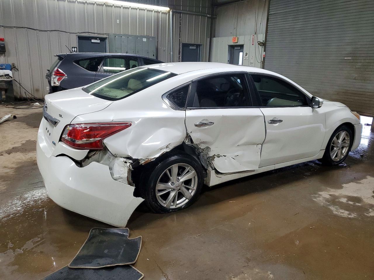 2013 NISSAN ALTIMA 2.5 photo 3