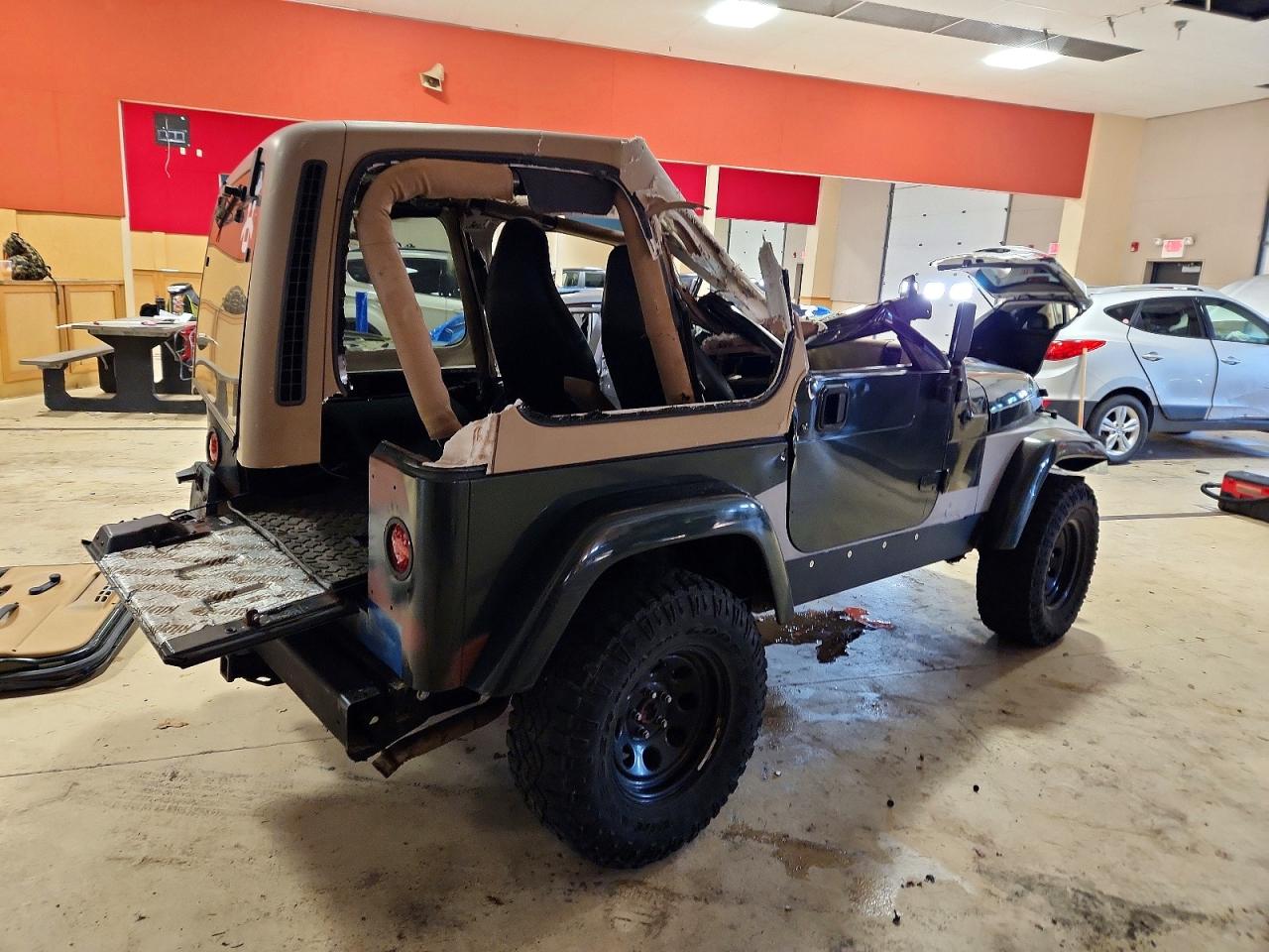 1998 JEEP WRANGLER / TJ SAHARA photo 3
