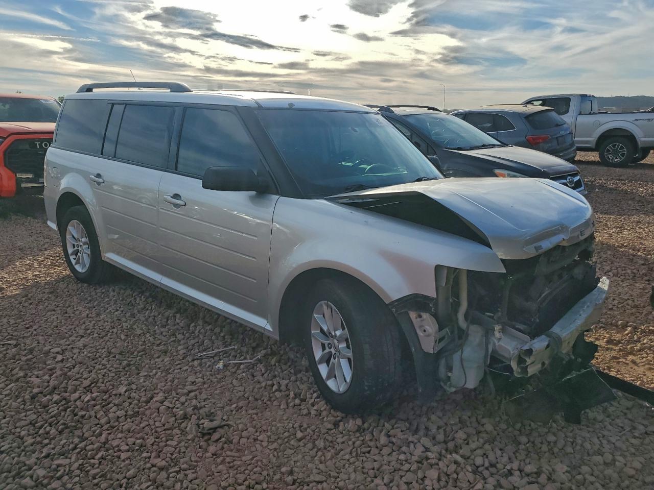 2016 FORD FLEX SE photo 4