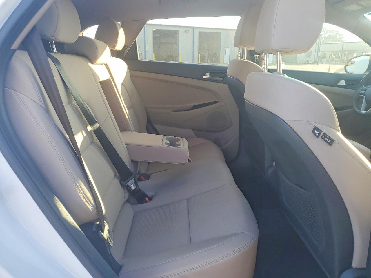2021 HYUNDAI TUCSON SE photo 11