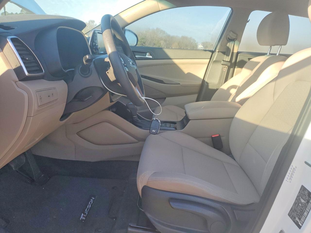 2021 HYUNDAI TUCSON SE photo 7