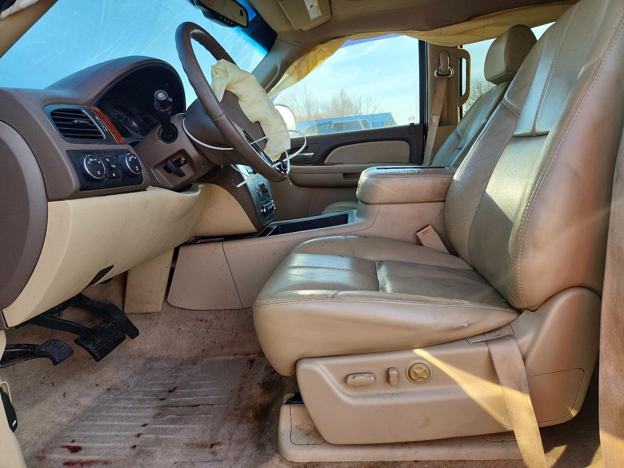 2007 GMC YUKON XL K1500 photo 7