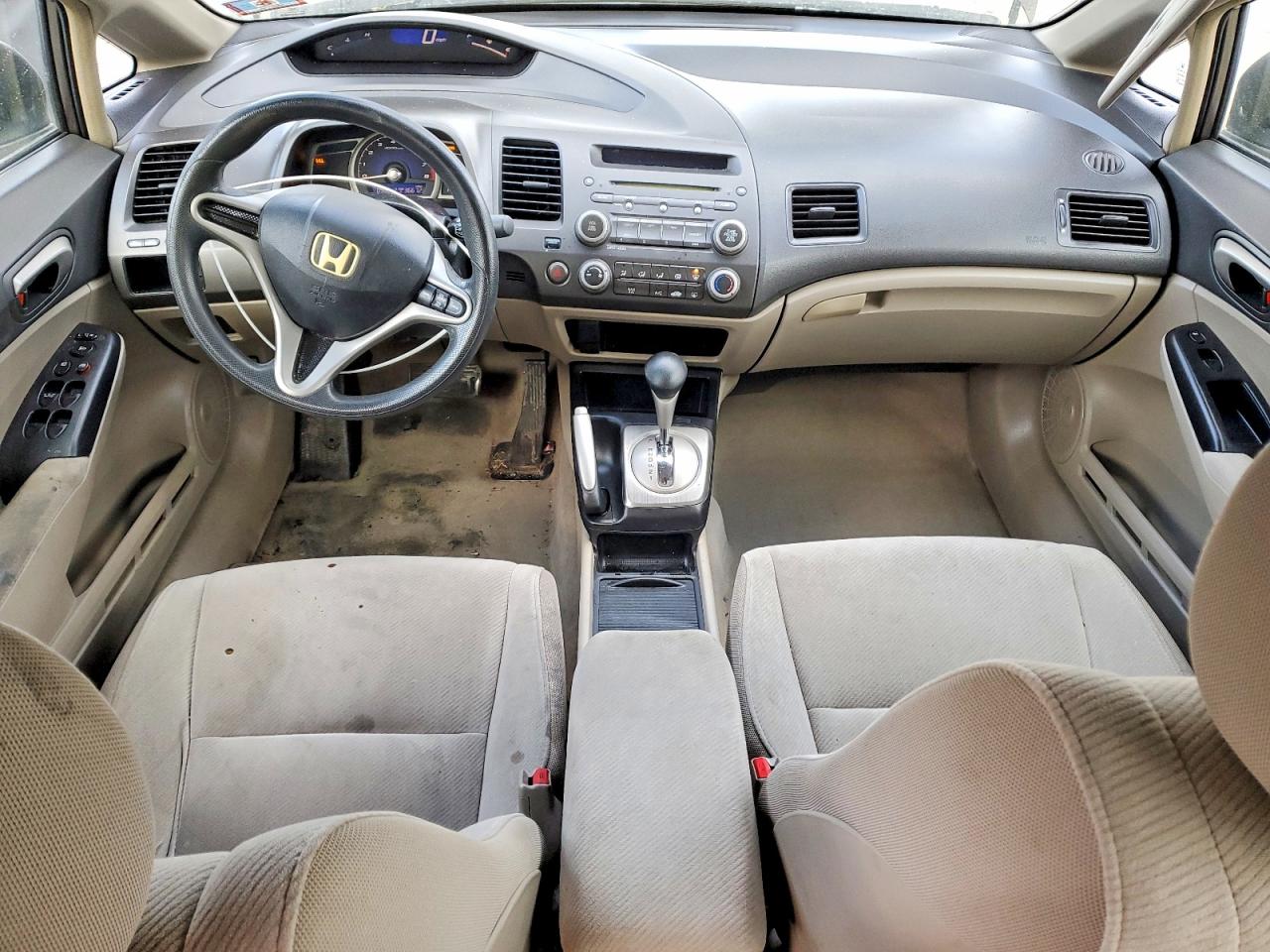 2011 HONDA CIVIC LX photo 8