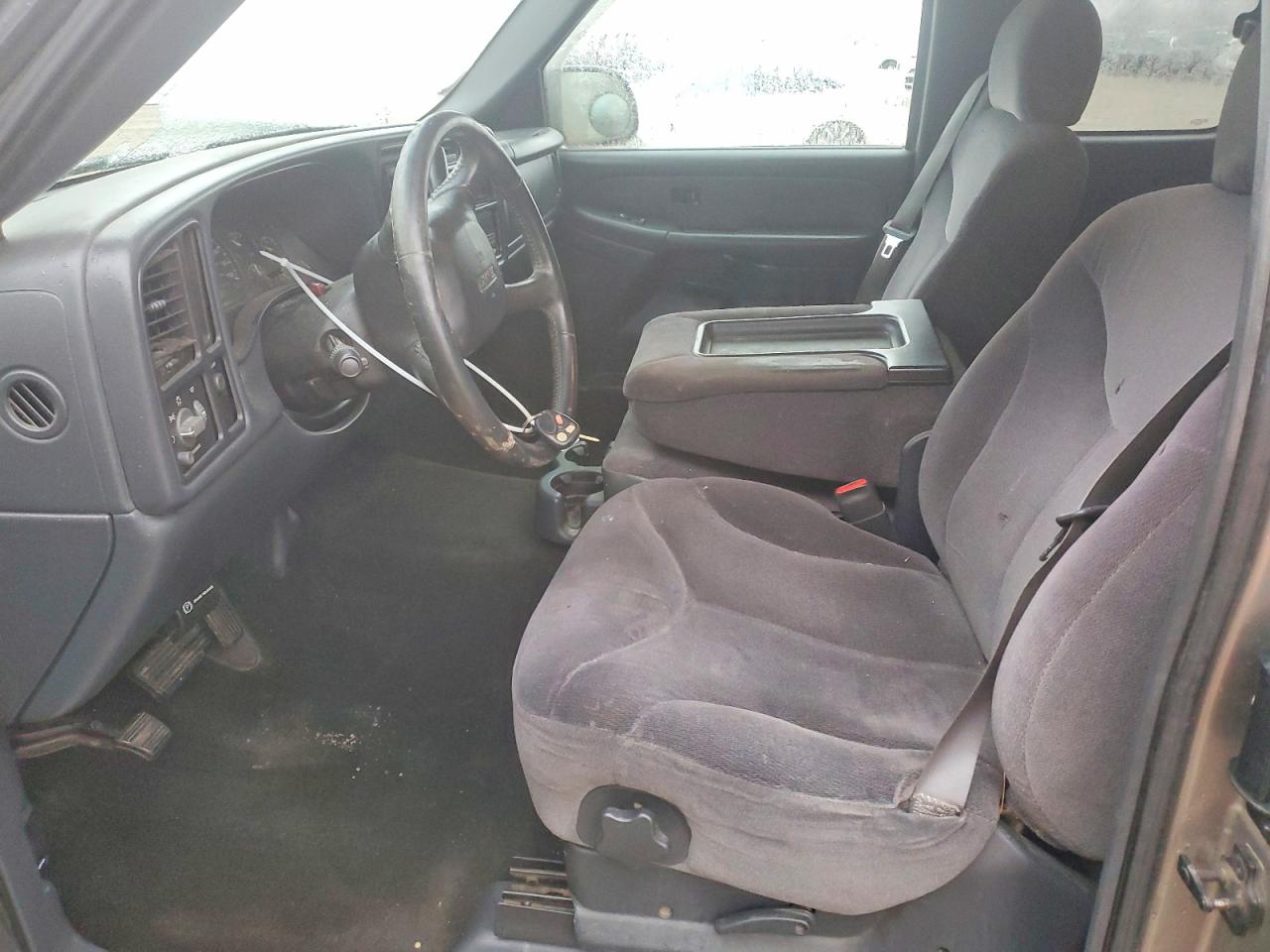 2002 GMC NEW SIERRA C1500 photo 7