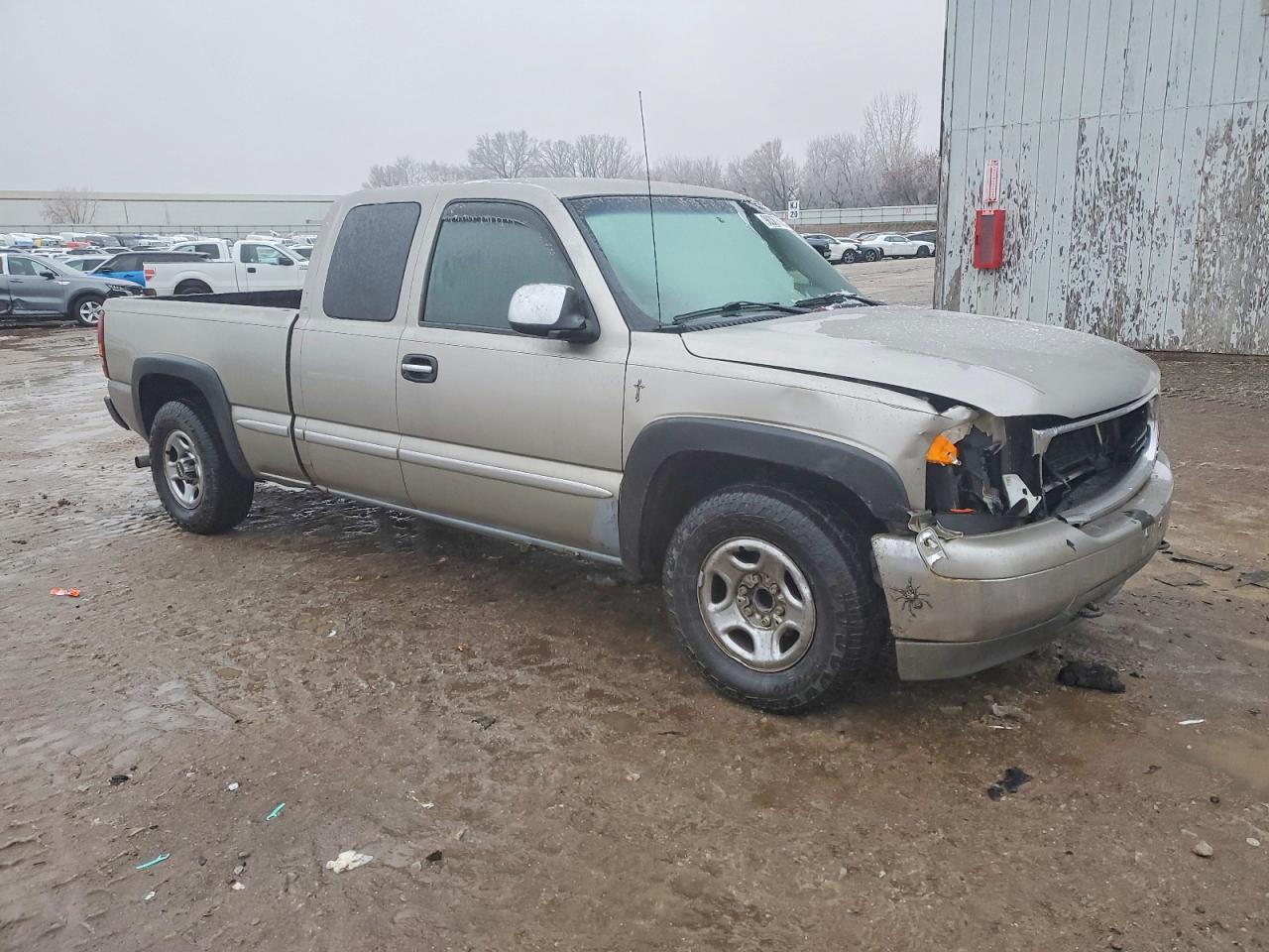 2002 GMC NEW SIERRA C1500 photo 4