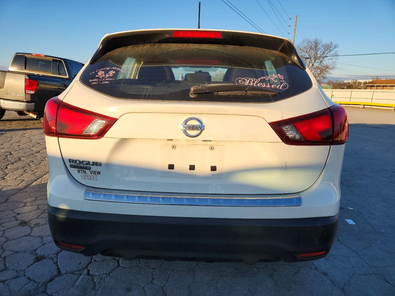 2018 NISSAN ROGUE SPORT S photo 6