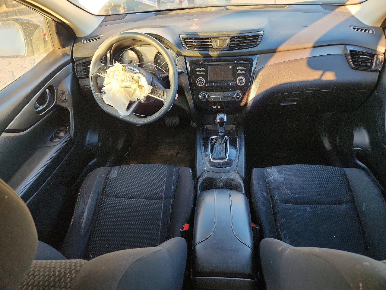 2018 NISSAN ROGUE SPORT S photo 8