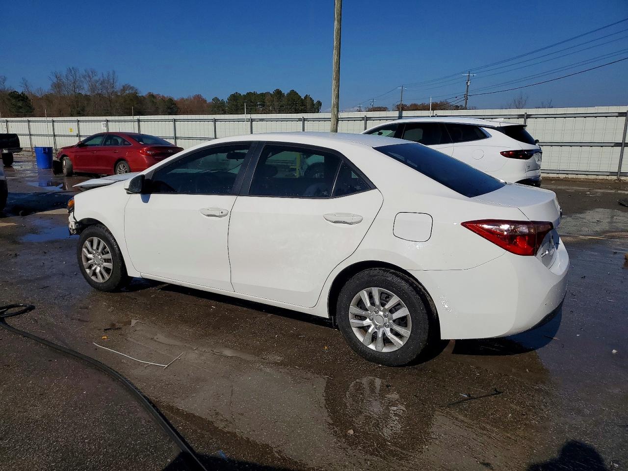 2019 TOYOTA COROLLA L photo 2