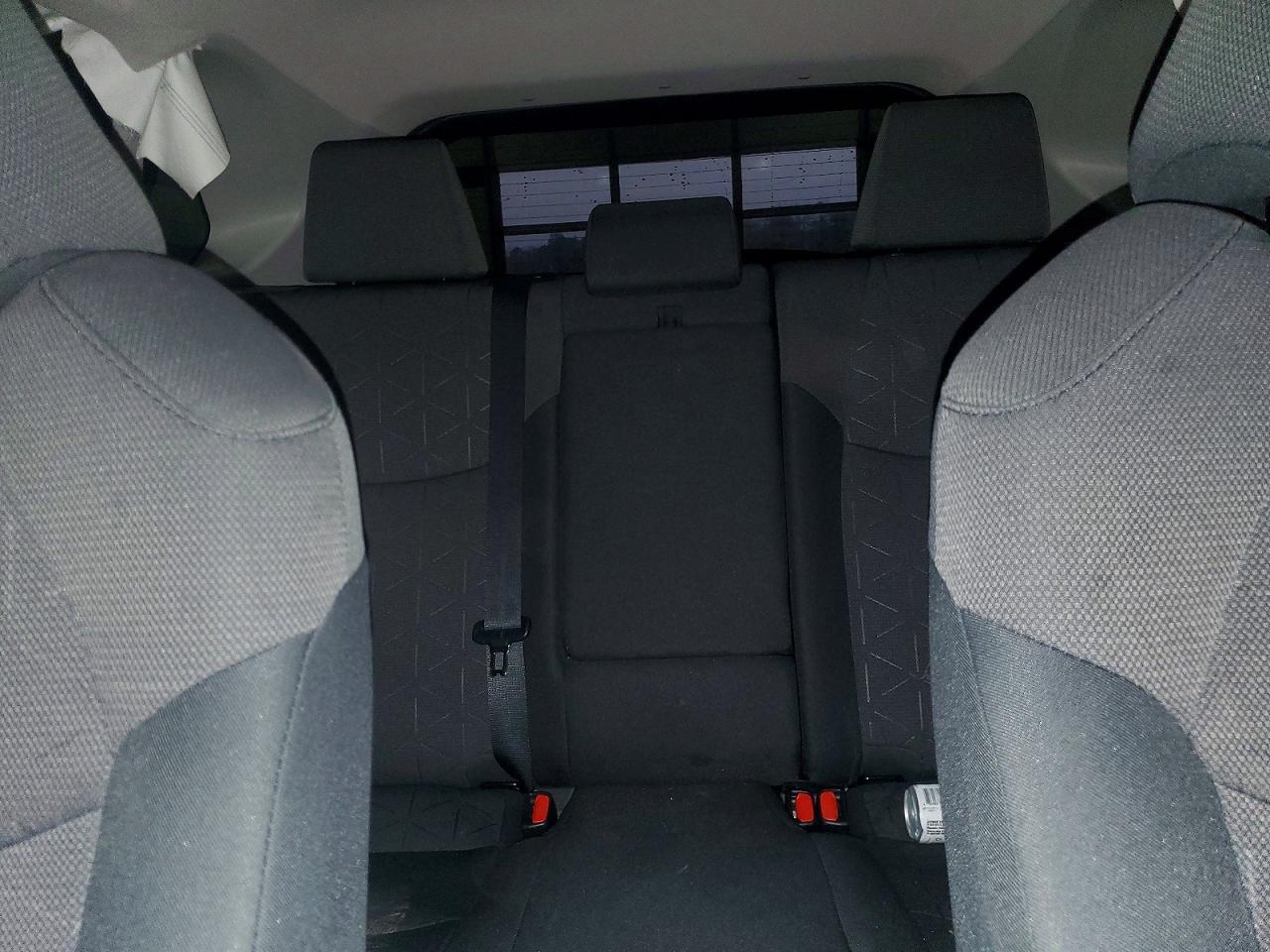 2019 TOYOTA RAV4 XLE photo 10