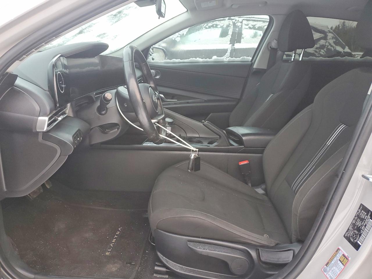 2023 HYUNDAI ELANTRA SEL photo 7