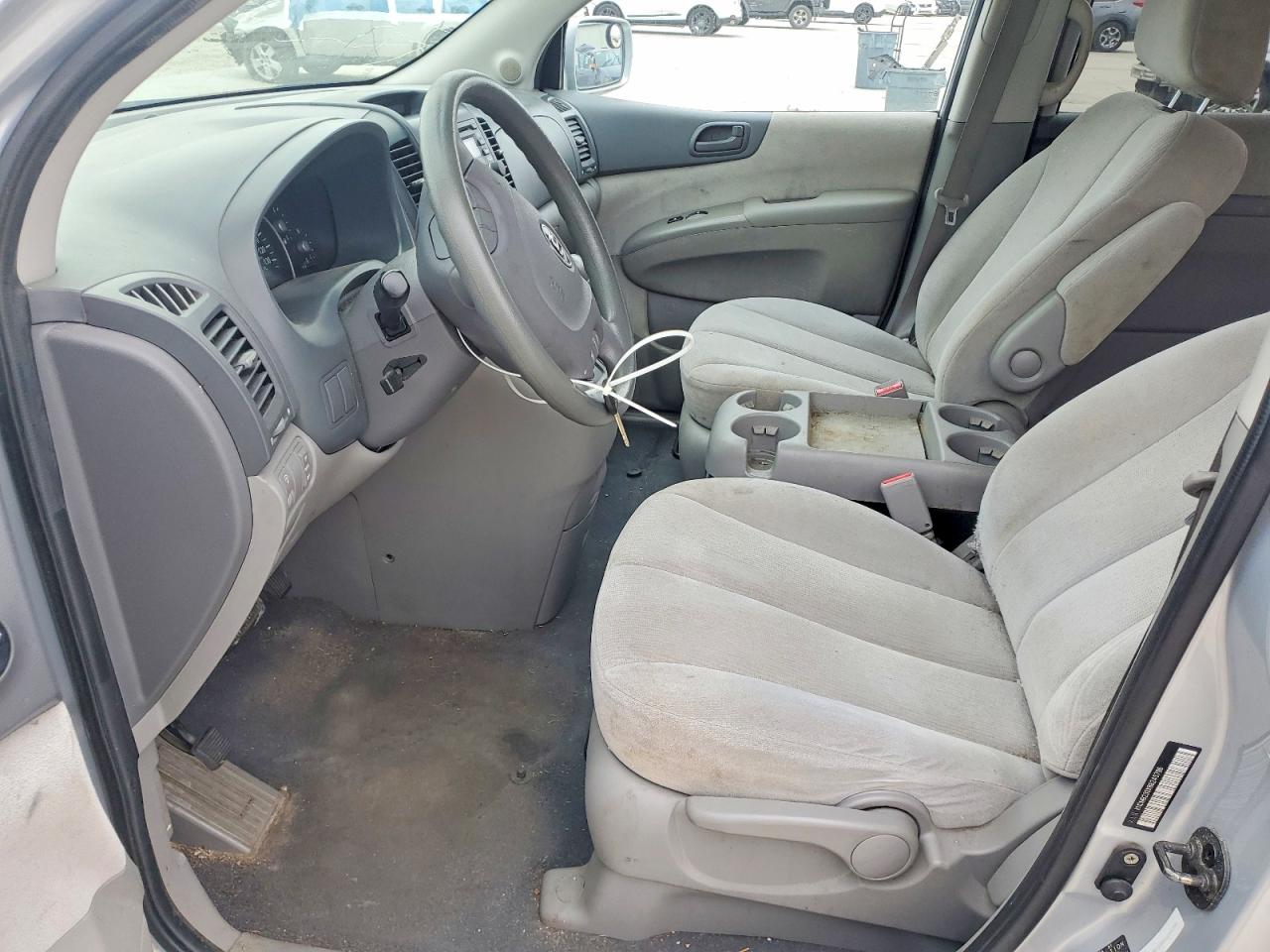 2008 KIA SEDONA EX photo 13