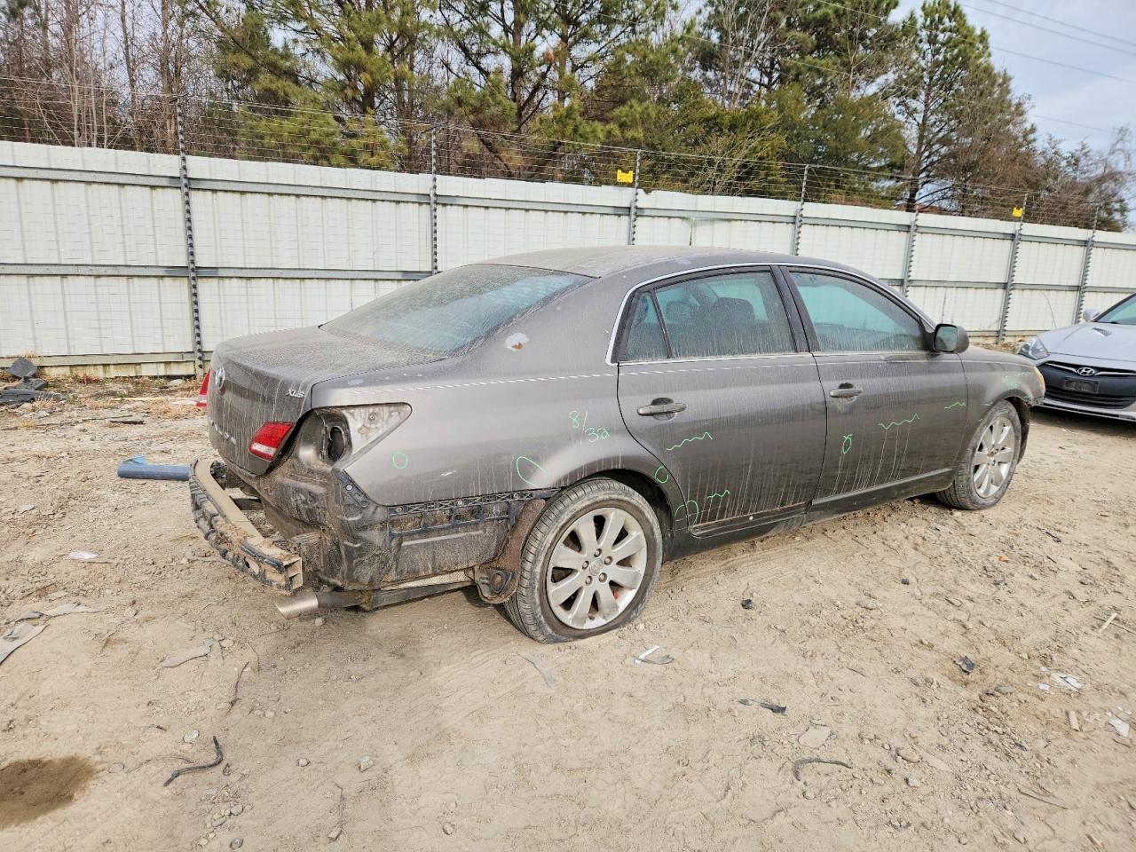 2006 TOYOTA AVALON XL photo 5