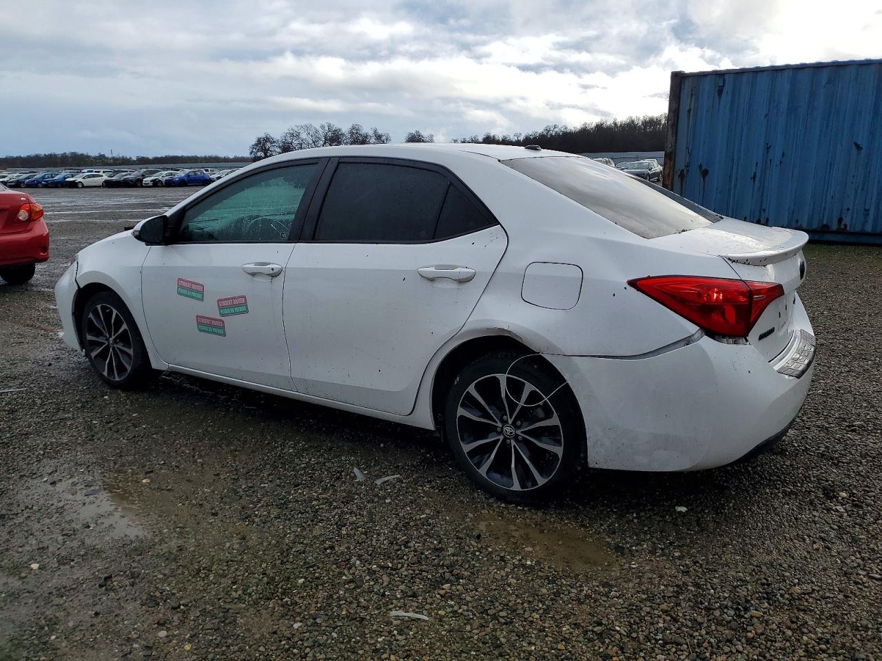 2018 TOYOTA COROLLA L photo 2
