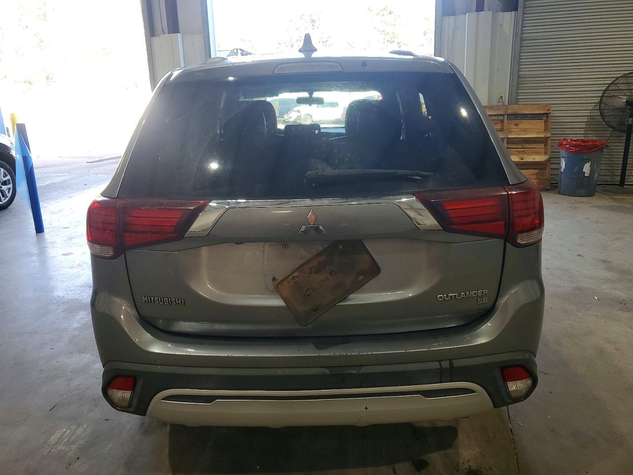 2019 MITSUBISHI OUTLANDER SE photo 11