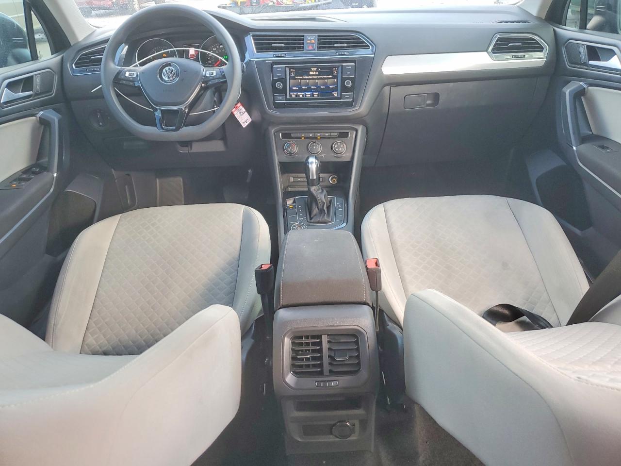 2020 VOLKSWAGEN TIGUAN S photo 15