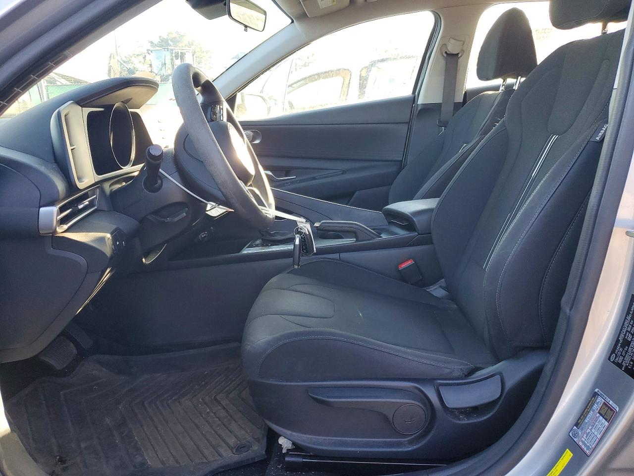 2021 HYUNDAI ELANTRA SEL photo 7