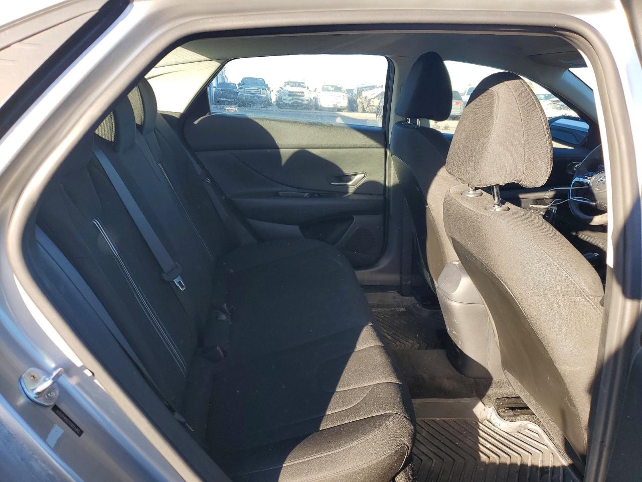 2021 HYUNDAI ELANTRA SEL photo 10