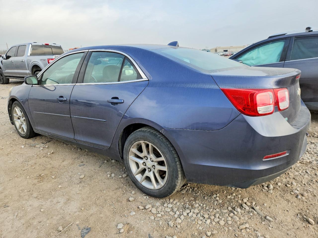 2014 CHEVROLET MALIBU 1LT photo 2