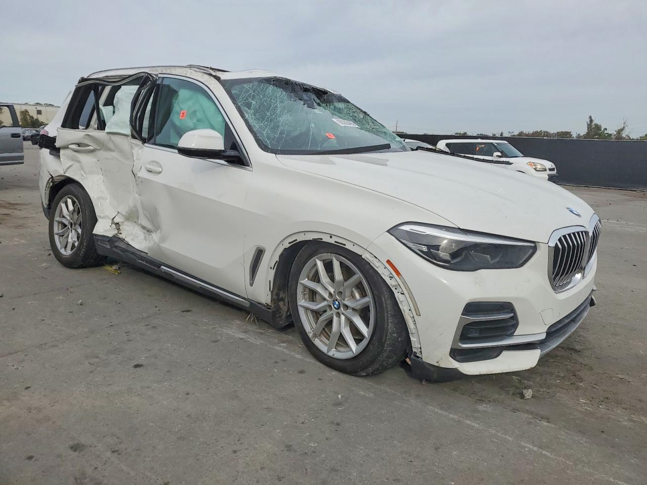 2022 BMW X5 XDRIVE40I photo 4