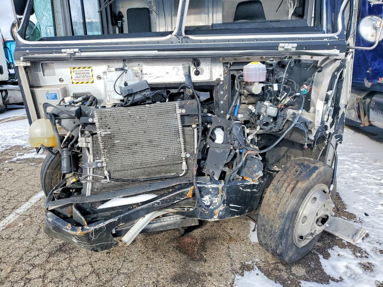 2022 FORD F59 photo 13