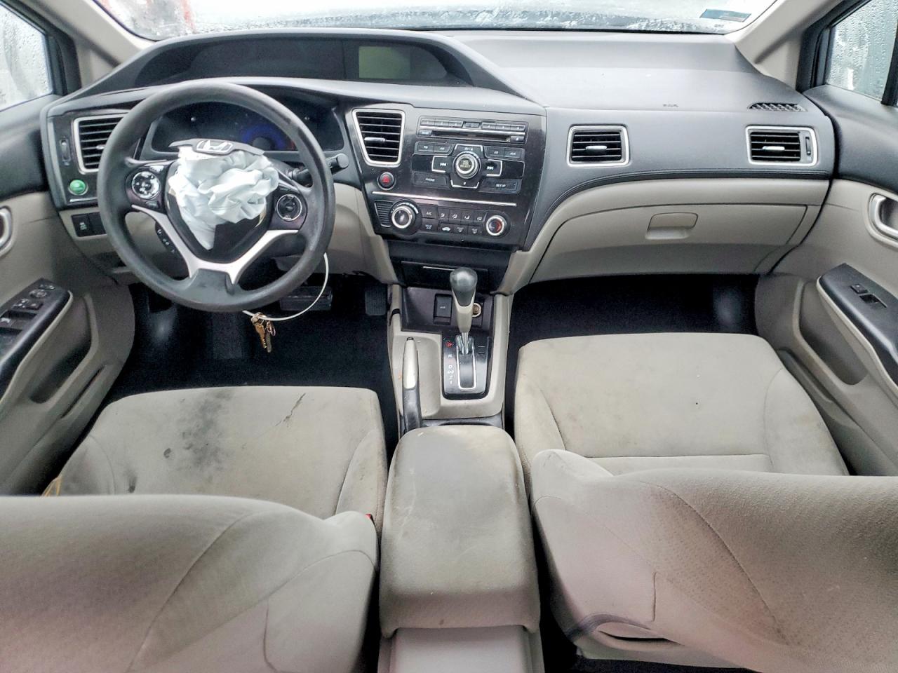 2013 HONDA CIVIC LX photo 8