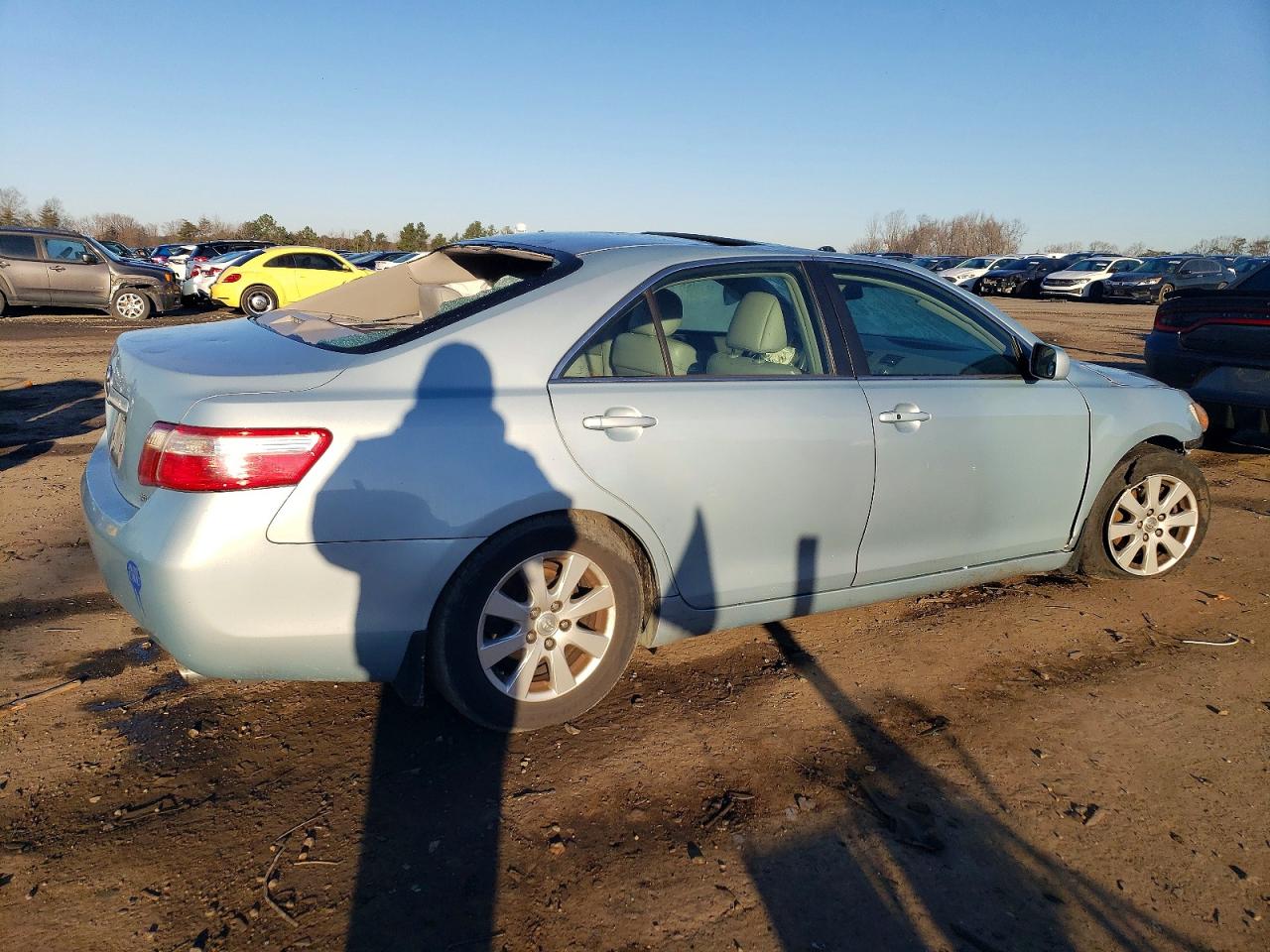 2007 TOYOTA CAMRY LE photo 3
