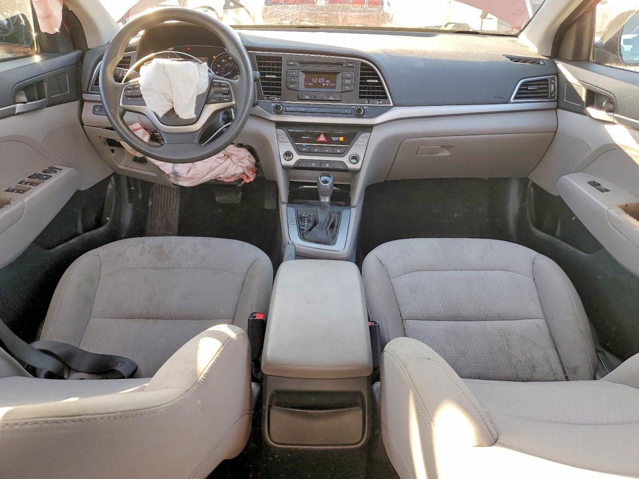 2017 HYUNDAI ELANTRA SE photo 8