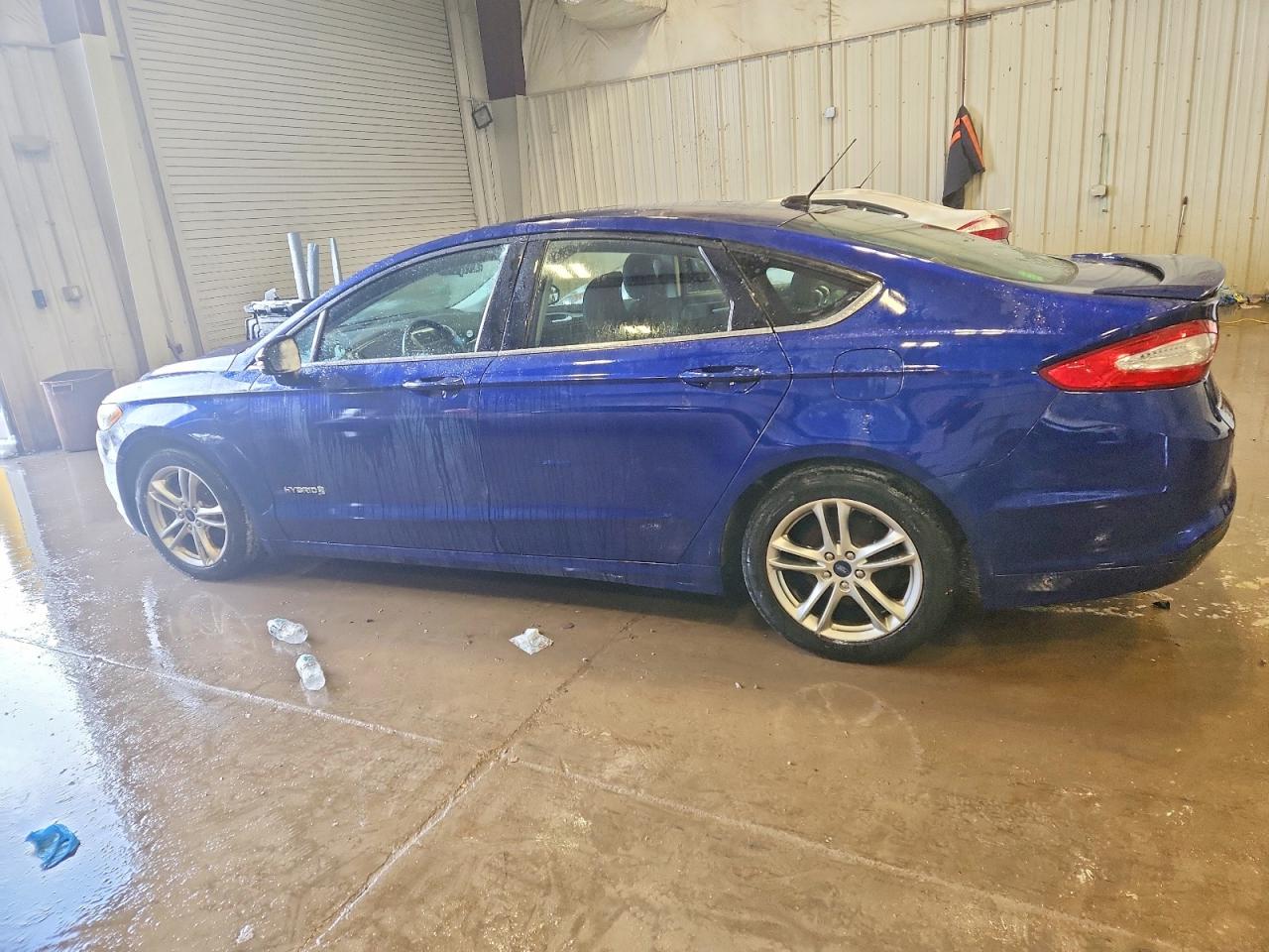 2016 FORD FUSION SE HYBRID photo 2