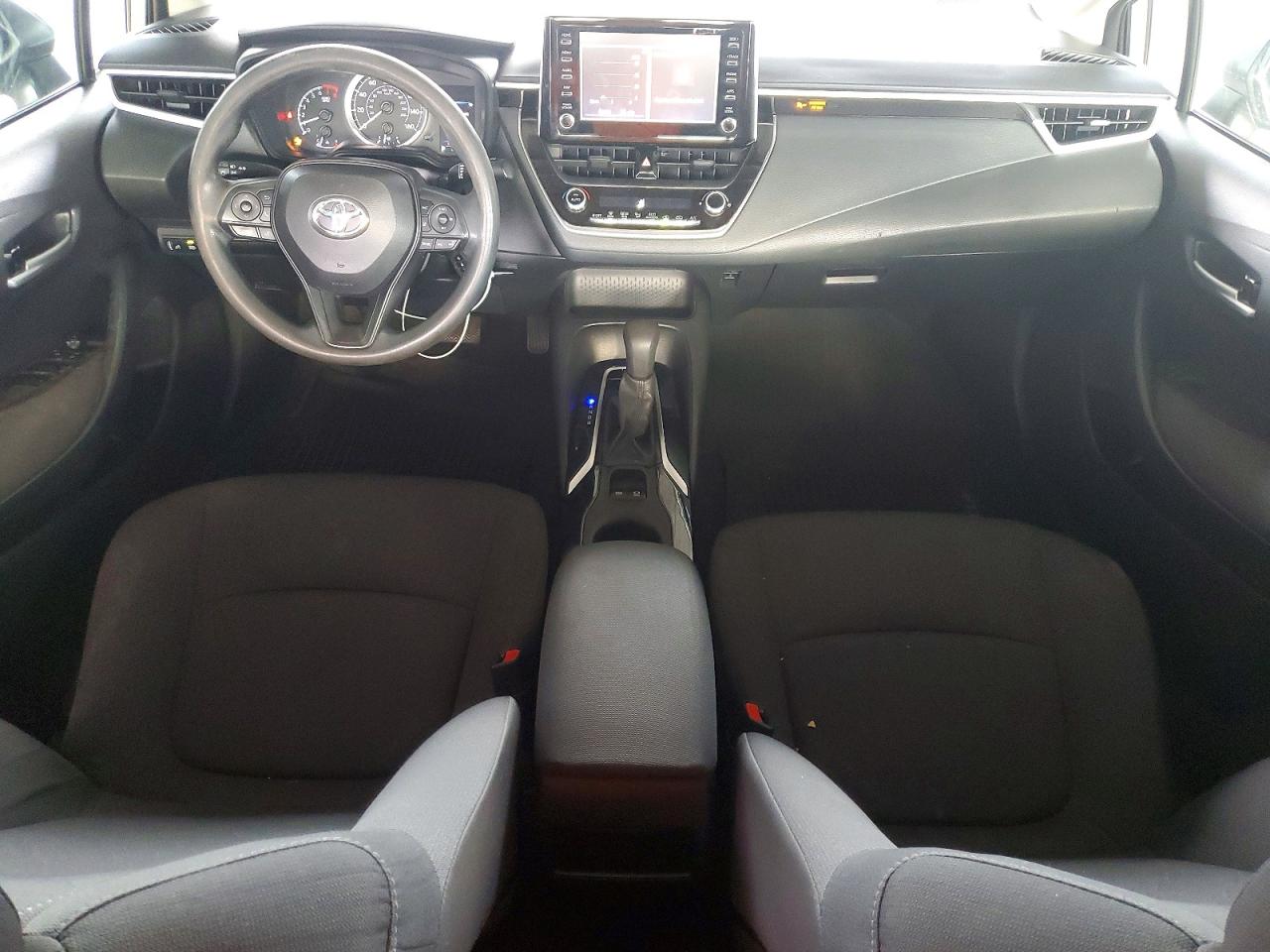 2020 TOYOTA COROLLA LE photo 8
