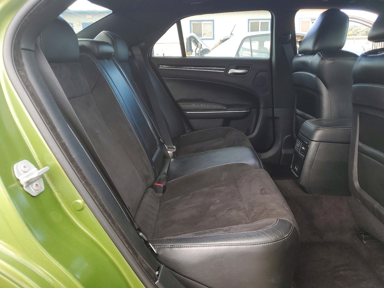 2018 CHRYSLER 300 S photo 10