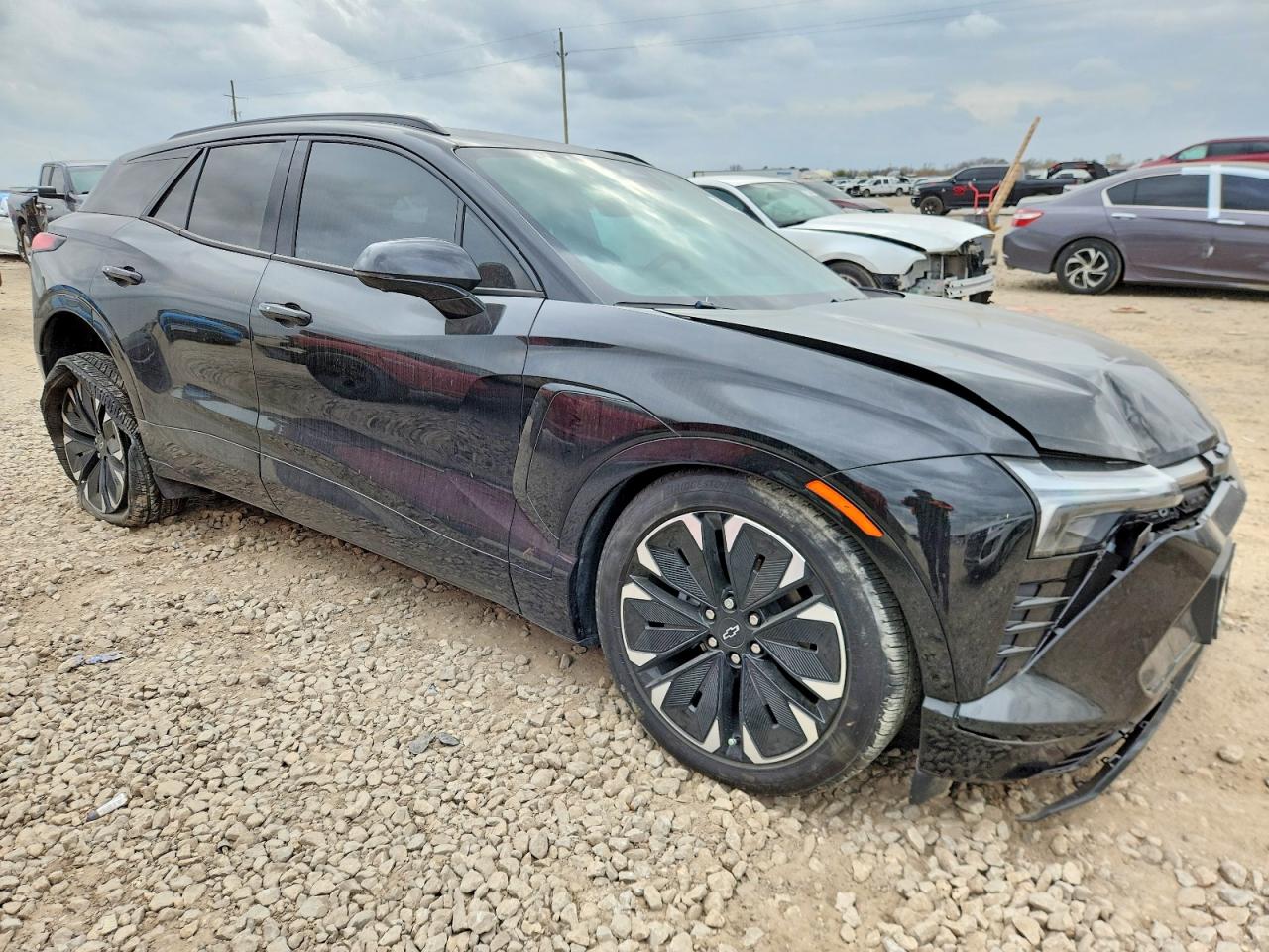 2025 CHEVROLET BLAZER RS photo 4