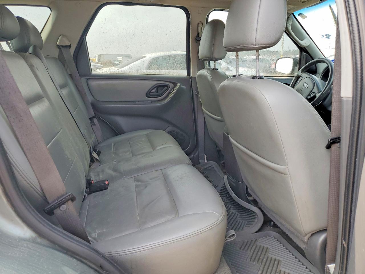 2006 FORD ESCAPE XLT photo 10