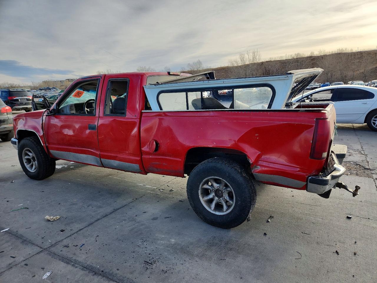1995 CHEVROLET GMT-400 K1500 photo 2