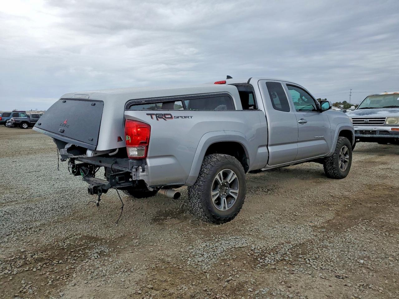 2017 TOYOTA TACOMA ACCESS CAB photo 3