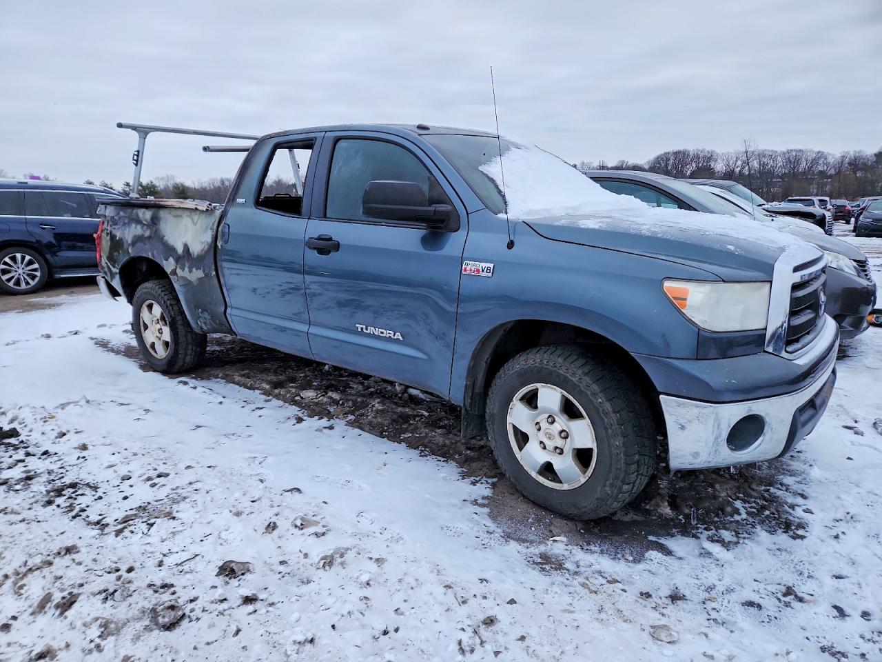 2010 TOYOTA TUNDRA DOUBLE CAB SR5 photo 4