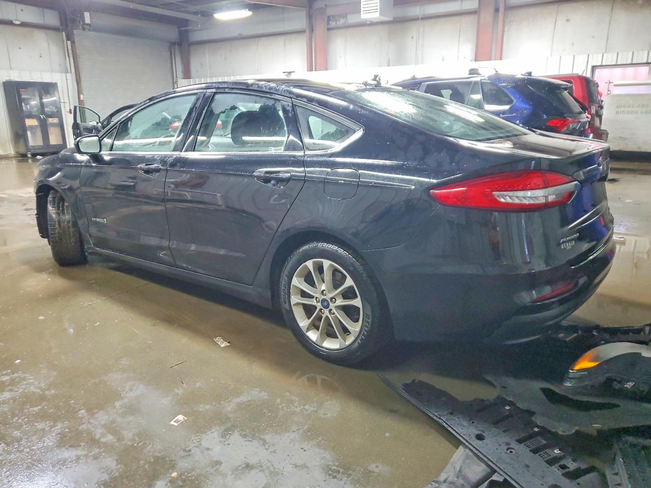 2019 FORD FUSION SE photo 2