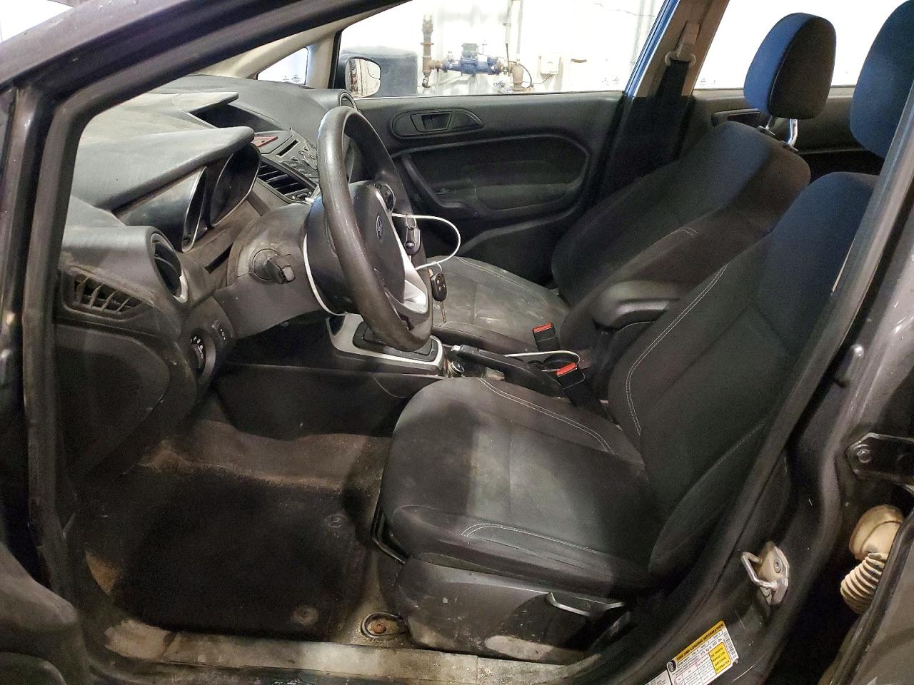 2018 FORD FIESTA SE photo 7