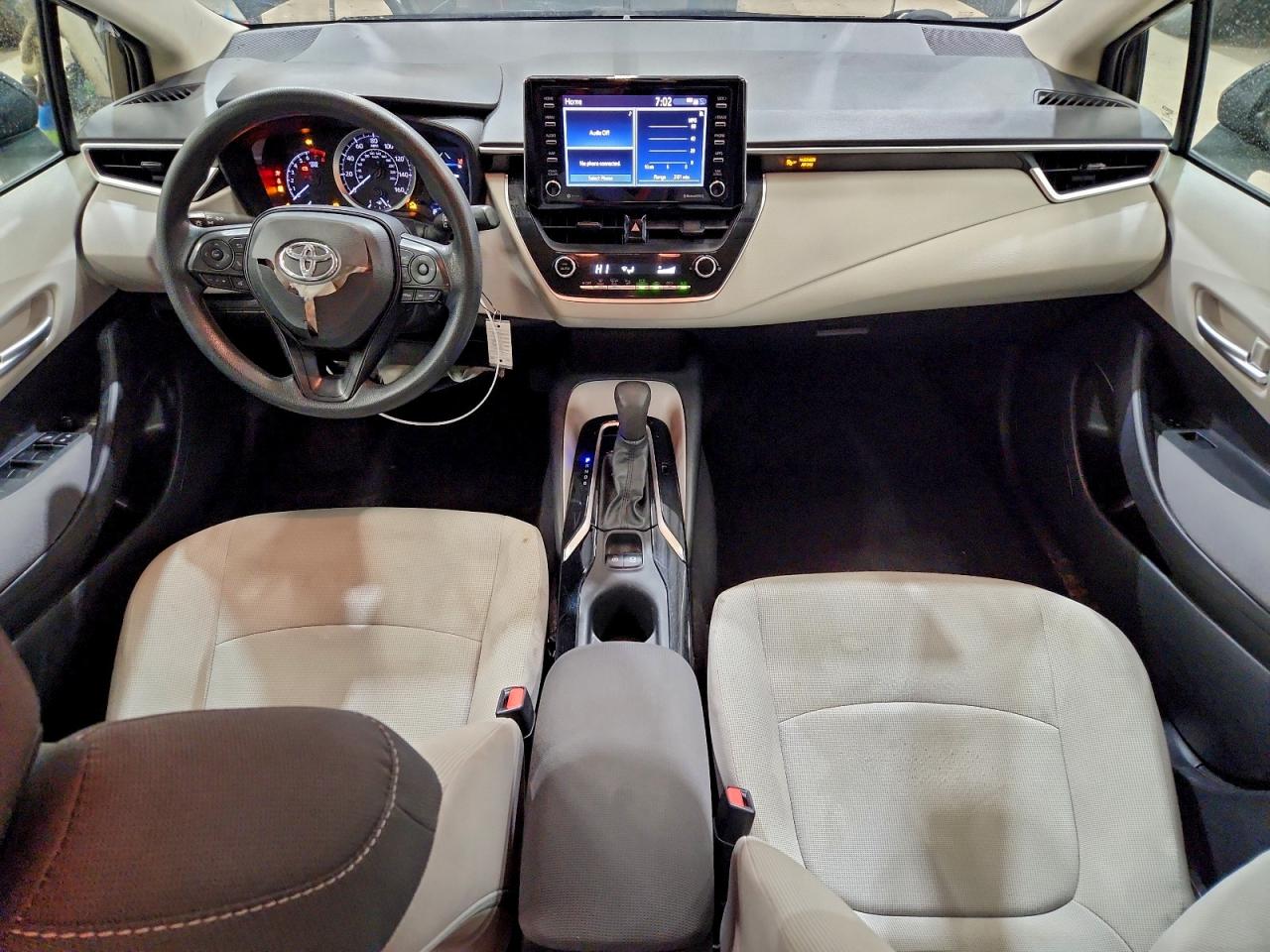 2021 TOYOTA COROLLA LE photo 8