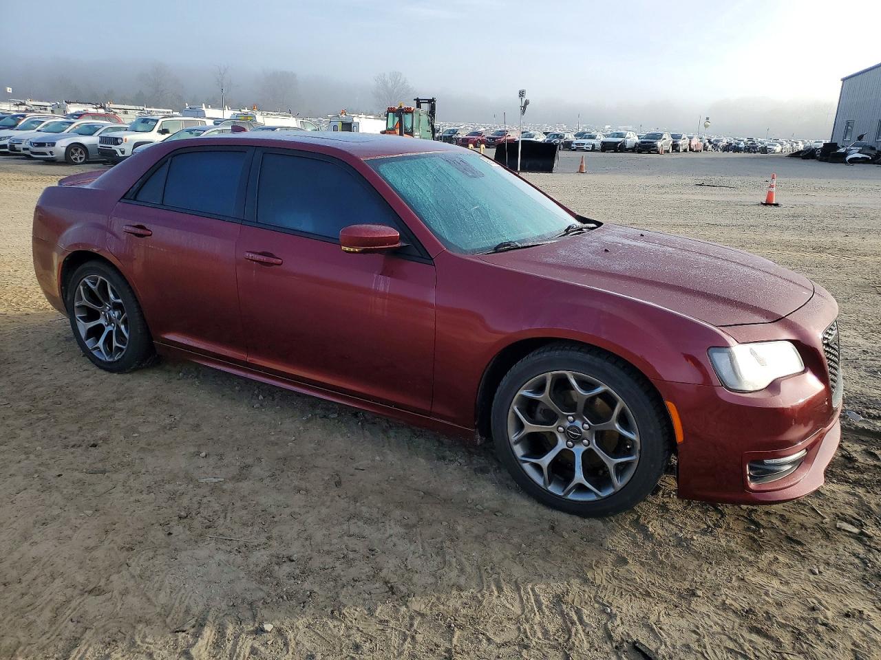 2018 CHRYSLER 300 300S photo 4