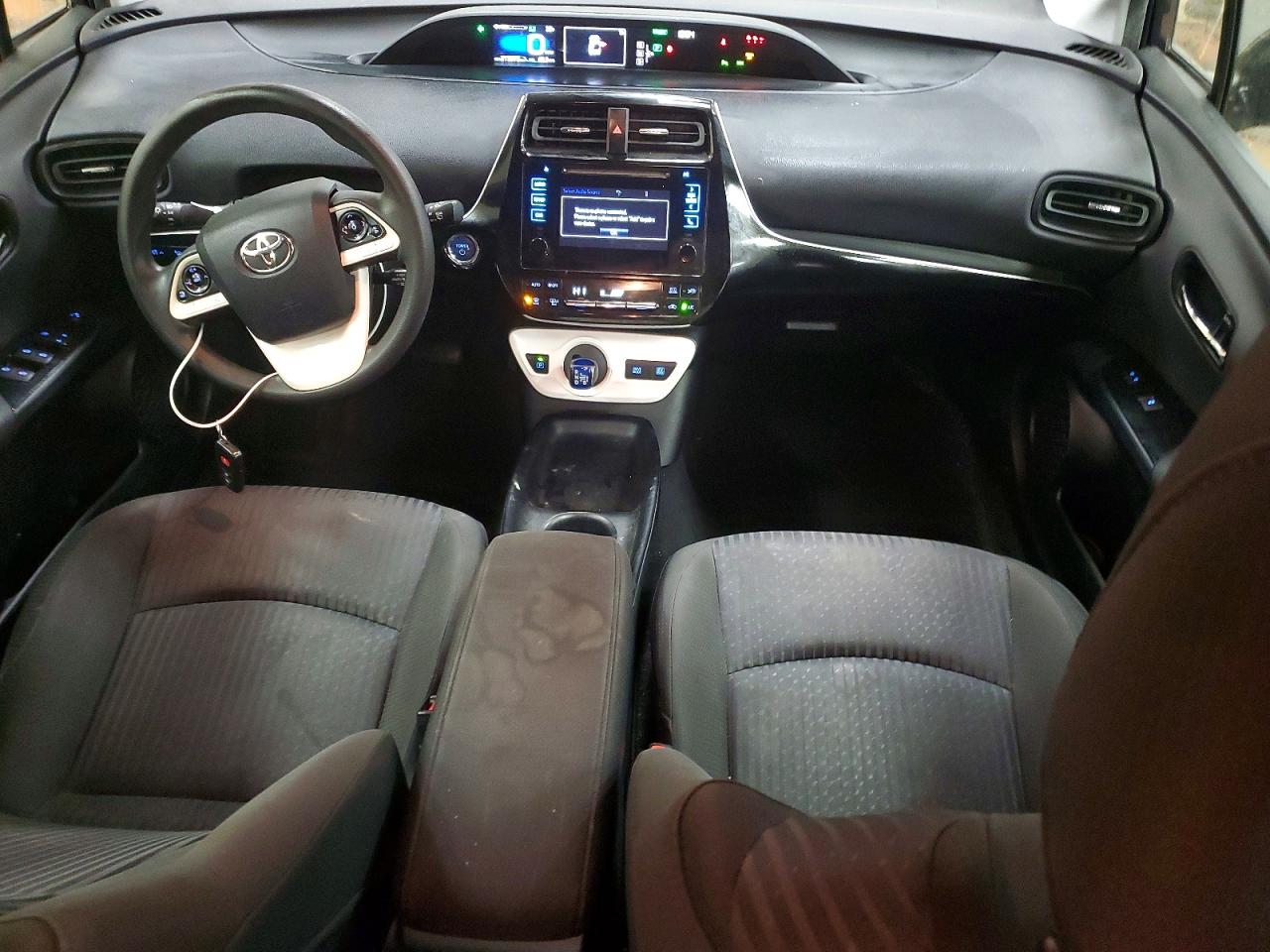 2017 TOYOTA PRIUS photo 22
