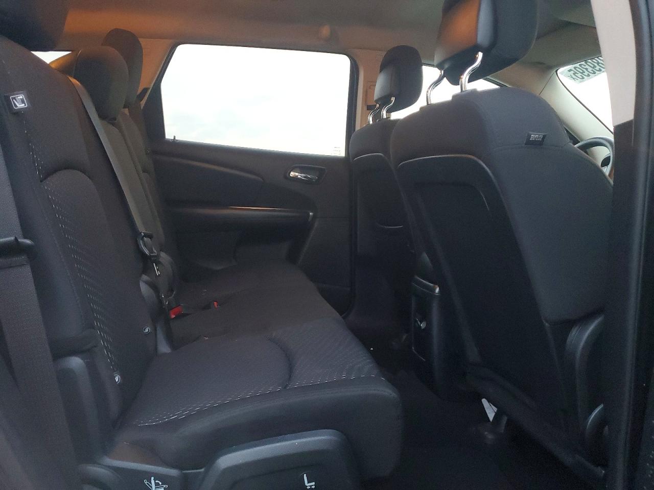 2017 DODGE JOURNEY SXT photo 11