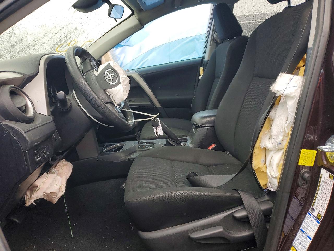 2017 TOYOTA RAV4 LE photo 7