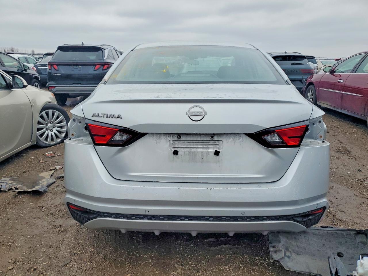 2024 NISSAN ALTIMA S photo 6
